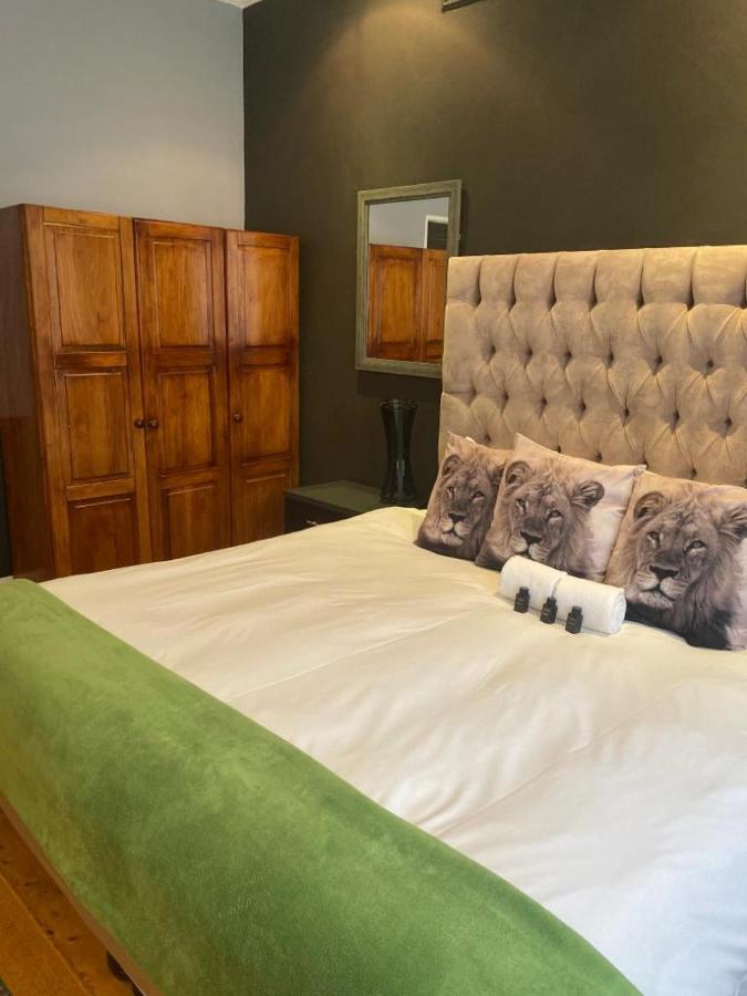 The Lions Guest House ケープタウン エクステリア 写真